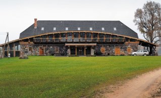 Vasaknų dvaras